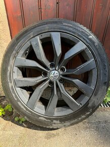 Volkswagen touareg R-LINE kola, 9Jx20H2 ET 57, 275/45 R20 - 5