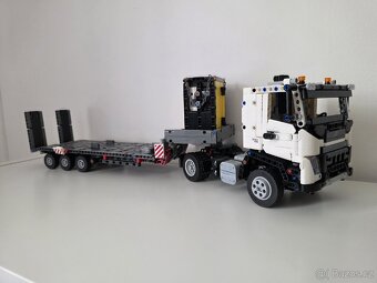 LEGO Technic 42175 Nákladní auto Volvo FMX a elektrický bag - 5