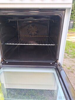 Elektrický sporák Bosch na 220.v - 5