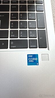 HP Elitebook - 5