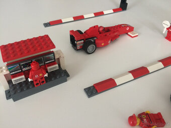 LEGO® Racers 8672 Cílová čára Ferrari - 5
