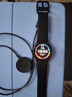 Samsung watch 4 + Bluetooth sluchátka - 5