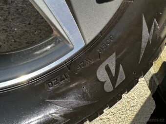 Originální disky Toyota C-HR R17 + pneu + ventilek - 5
