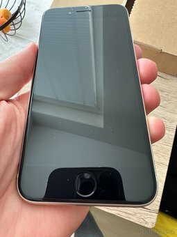 iPhone se 2022 128gb záruka Smarty - 5
