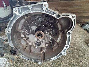 motor , převodovka - 1.25i - STJB - ford fiesta - 5