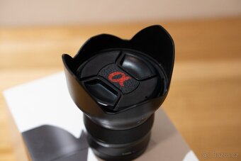 Pevný objektiv CARL ZEISS Touit 12 mm f2,8 pro Sony E - 5