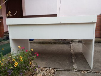 Pracovní stůl s kontejnerem - 5