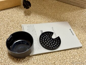 Vertuo Pop - červený (Nový, záruka do 19.09.2028) - 5