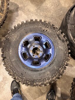 5x offroad pneu na disku Nissan 6x 139,7 285/76/16 - 5