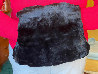 Persianový kožich s norkovým límcem - 5