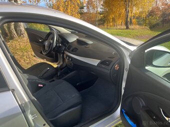 Prodám osobní automobil Renault FLUENCE - 5