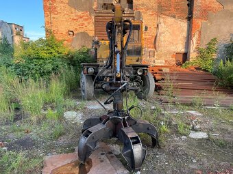 Kolový bagr DH112 + drapák - 5