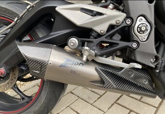 Triumph street triple 765 R (8tis KM) - 5