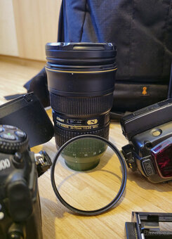 Prodám profesionální set NIKON z důvodu nevyužití v poslední - 5