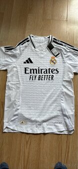 Dres Realu Madrid - 5
