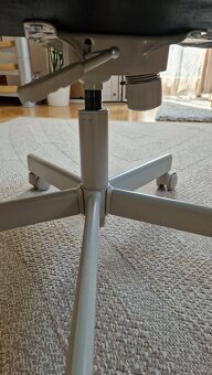 MILLBERGET Otočná židle, béžová (IKEA) - 5