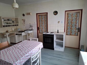 Prodej RD s velkou zahradou - 5