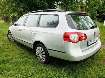 VW Passat combi 2,0 TDI DSG - 5