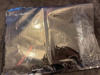 ASUS ROG STRIX Z490-H GAMING - 5