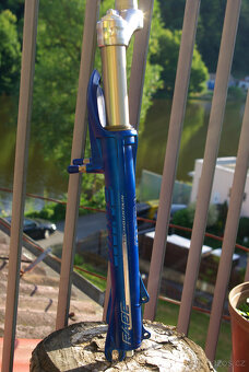 retro vidlice Rock Shox Duke Race - 5