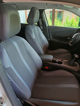 Prodám Peugeot 2008, 1.2 PureTech, ČR, r.v. 2020, 67600 km - 5