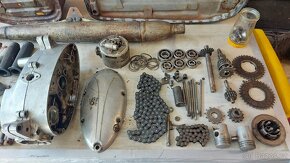 Historické náhradní díly na motocykl Jawa 555 - 5