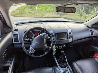 Peugeot 4007 - 5