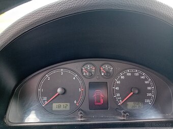 Prodám VW Multivan T5 - 5