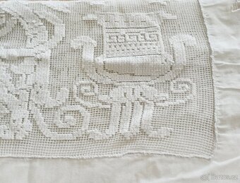 Starožitný ručně vyšívaný bílý přehoz 300 x 200 cm - neporuš - 5