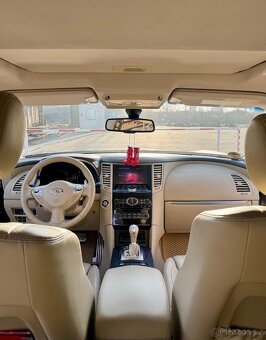INFINITI FX30DS / QX70S – 4x4 – 2012 – 116.000 km – PLNÁ VÝB - 5