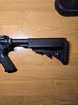 Airsoftová zbraň M4A1 - 5