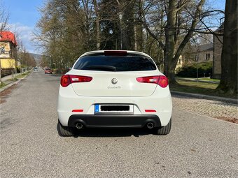 Giulietta 2.0 JTDm 125 kW – skvělý stav, pravidelný servis - 5