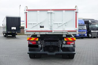 Iveco X WAY 480 8x4 - třístranný sklápěč - 5