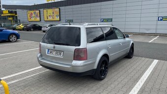 Volkswagen Passat 2,5 TDI V6 120 KW 6 kvalt - 5