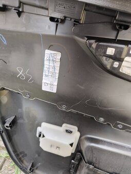 Tapecirung dveří Nissan Qashqai J 11 - 5