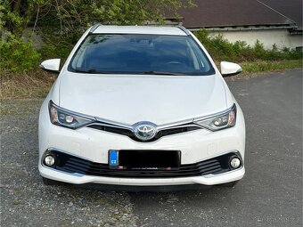 Toyota Auris 1.8i HYBRID, model 2019, naj.94xxx km - 5