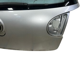 Páté dveře stříbrná LA7W VW Golf 5 hatchback r.v. 2006 - 5