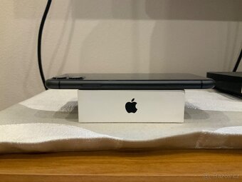 iPhone 11 64 GB Černý - 5