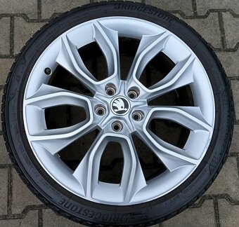Originál sada disků Škoda Karoq 5x112 R19 Crater - 5
