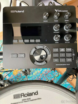 Roland TD-27KV2 V-Drums s kompletním příslušenstvím (obzvláš - 5