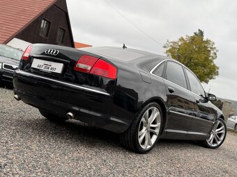 Audi A8 4.2TDi V8 Exclusive (černý strop-KESSY-20”-TV-DVD) - 5