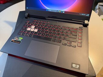 Herní notebook ASUS ROG STRIX - 5