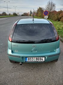 Opel Corsa 1,4i Twinport 66kW, r.v.2004, 166000 km - 5