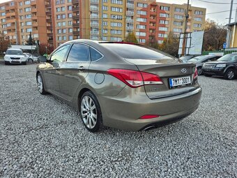 Hyundai i40,1.7CRDi,100KW,PLNÁ VÝBAVA,LED,WEBASTO,R.V.2014 - 5