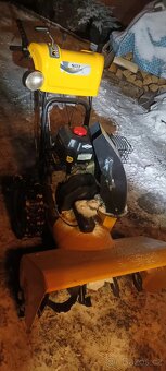 Prodám sněhová fréza stiga výkon 5.2kw,  záběr 75cm - 5