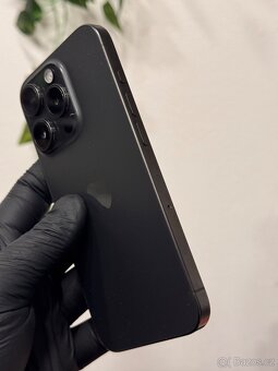 iPhone 15 Pro 128GB černý - 5