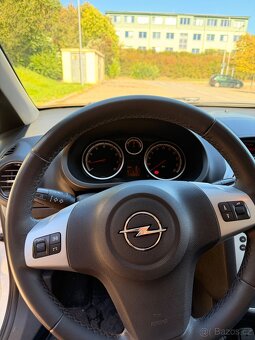 Opel Corsa 1.2, 2011 - 5