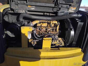 Prodám Pásový bagr Cat 303.5 - 5