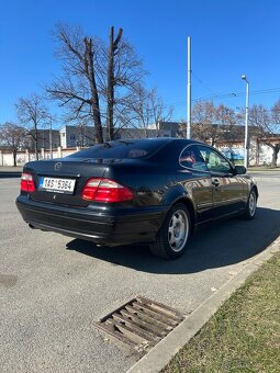 Mercedes clk w208 - 5