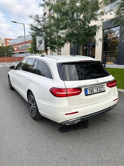 Mercedes-Benz E200 D 2019 - 5